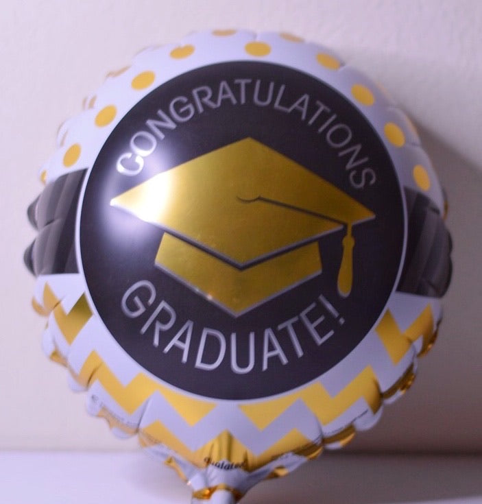 Globo mediano rayas y puntos dorados Congratulations Graduate!