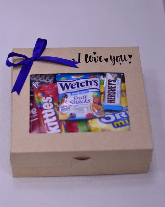caja de regalo con ventana transparente rellena de dulces, chocolate y bebida, ideal para hombre o mujer para decir te amo, aniversario
