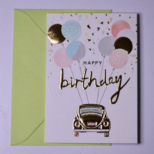 Tarjeta pequeña globos y carro Happy Birthday