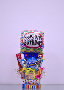 Cajita rayada puntitos colores Felicidades con dulces y globo mediano cuadrado rayas Happy Happy Birthday